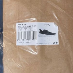 MNG new Navy Men size 9 Sneaker lace up